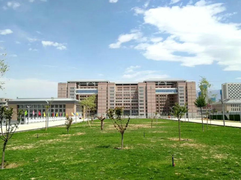 新疆医科大学（雪莲山校区）
